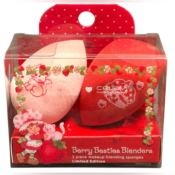 NWT•Strawberry Shortcake X Celavi Berry Besties Blenders Makeup Sponges - Picture 1 of 5